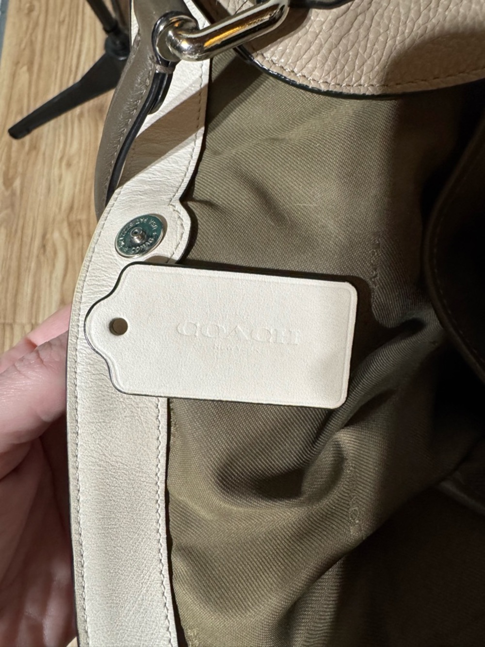 Coach Pebbled Leather Shoulder Bag in Taupe with Dark Trim - Picture 4 of 11